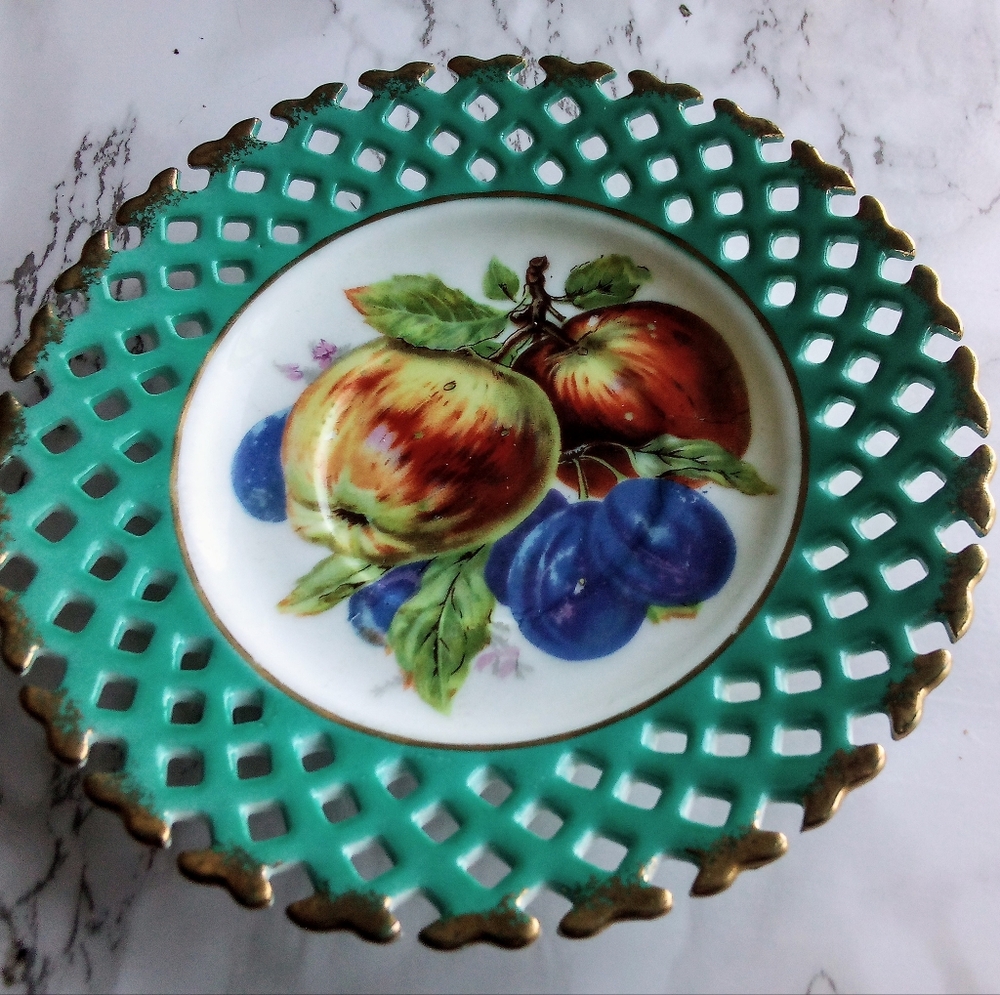 Vintage Fruit Design Decorative Plate